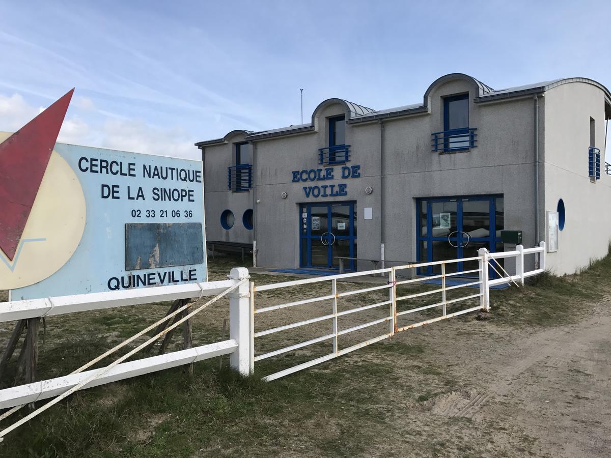 Hotel De La Plage Quinéville Buitenkant foto